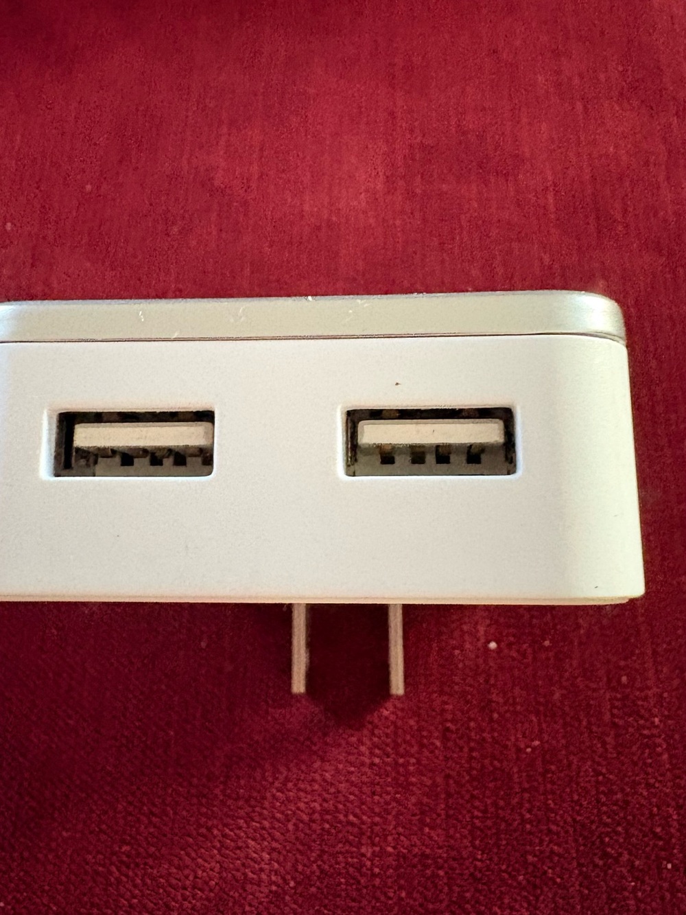 Like New Dual USB Wall Charger Foldable Plug AC Adapter